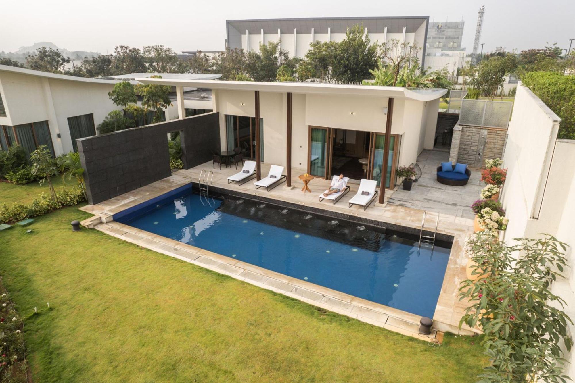 Jw Marriott Hotel Bengaluru Prestige Golfshire Resort & Spa Avati Buitenkant foto