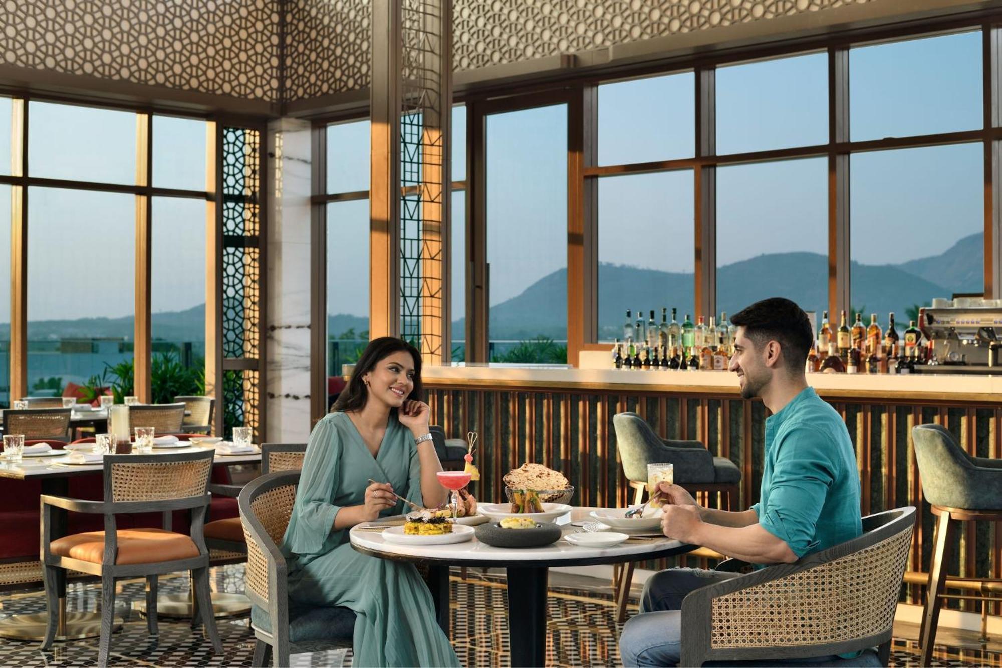 Jw Marriott Hotel Bengaluru Prestige Golfshire Resort & Spa Avati Buitenkant foto