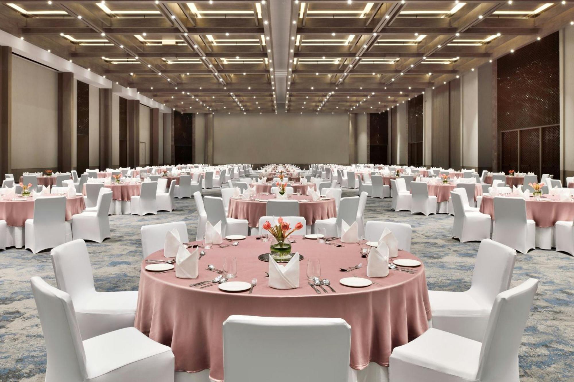 Jw Marriott Hotel Bengaluru Prestige Golfshire Resort & Spa Avati Buitenkant foto