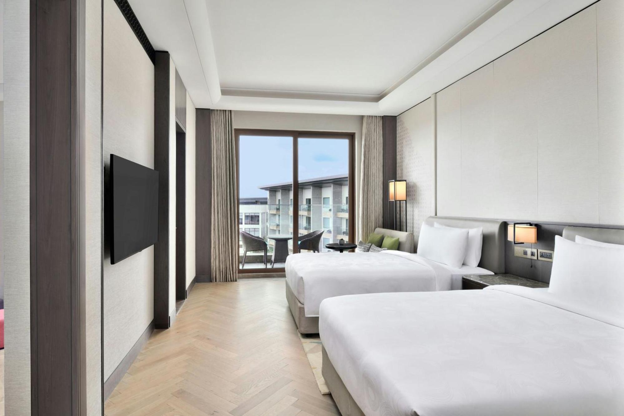 Jw Marriott Hotel Bengaluru Prestige Golfshire Resort & Spa Avati Buitenkant foto